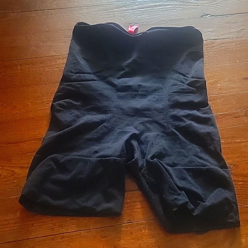 Spanx thighs to tummy control. Large